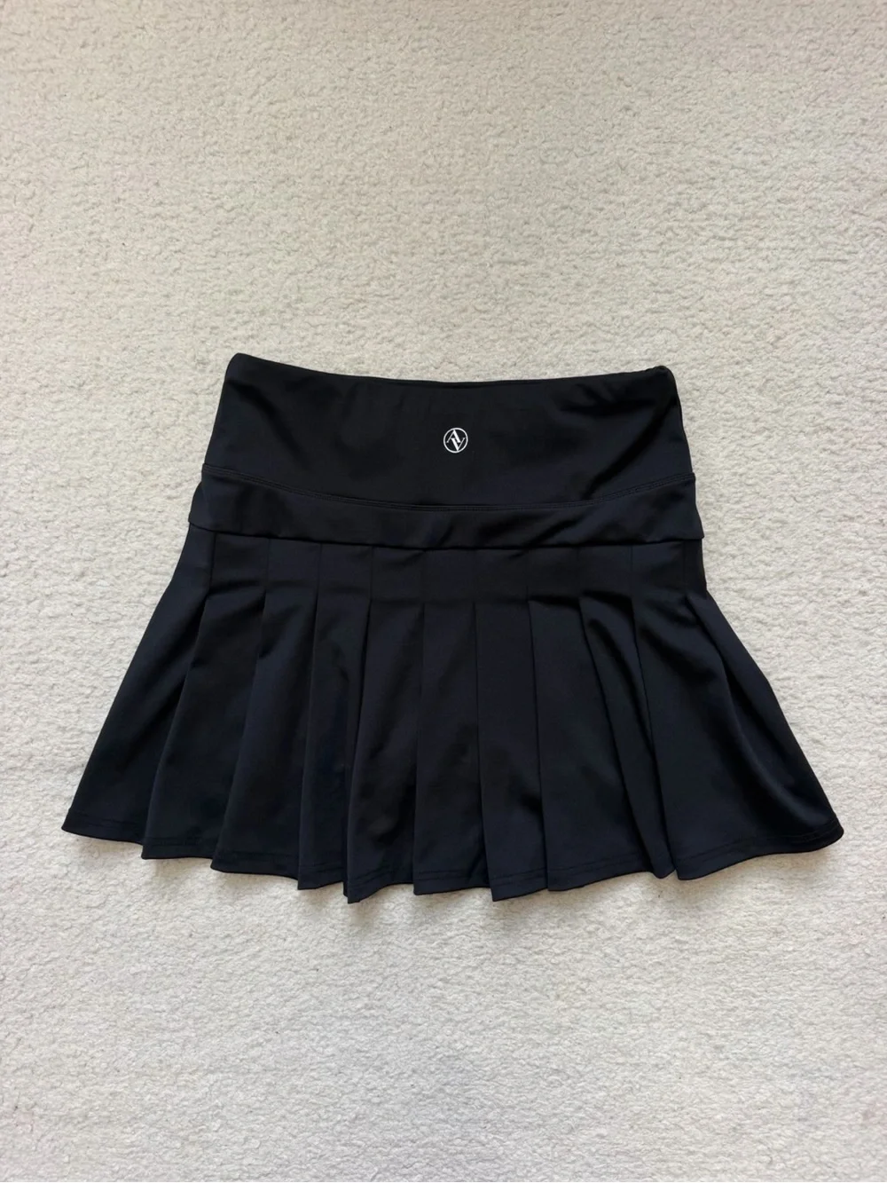 Adrienne Vittadini Sport Black Pleated Tennis Skort M
